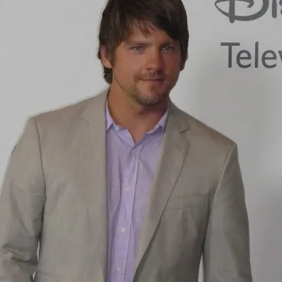 Zachary Knighton