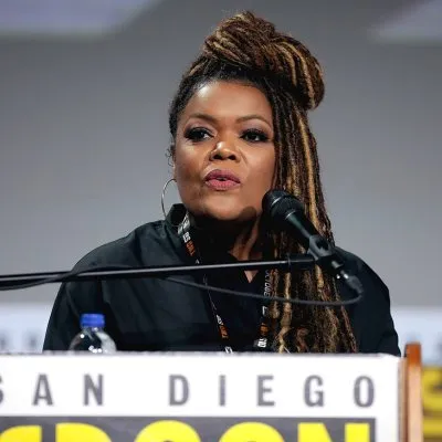 Yvette Nicole Brown
