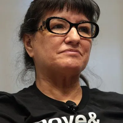 Sandra Cisneros