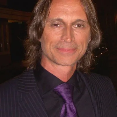 Robert Carlyle