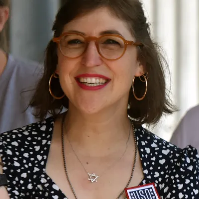 Mayim Bialik