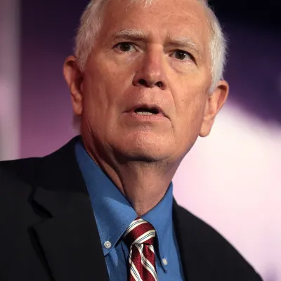 Mo Brooks