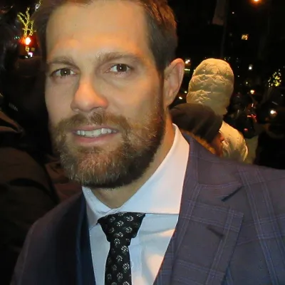 Geoff Stults