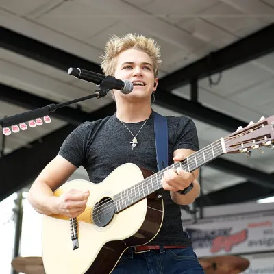 Hunter Hayes