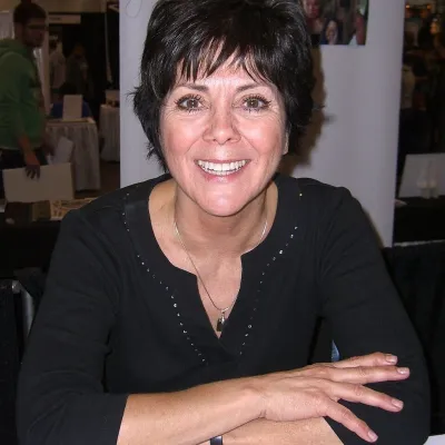 Joyce DeWitt